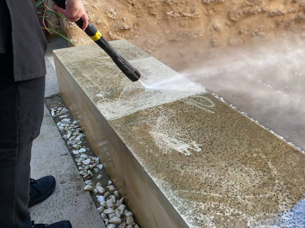 Why Choose Our Certified Pressure Washing Experts for Your Project Needs in Evergreen Park, IL?